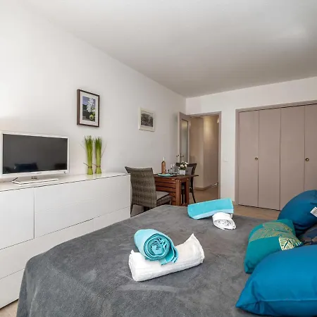 Apartment Les Sablons By Interhome